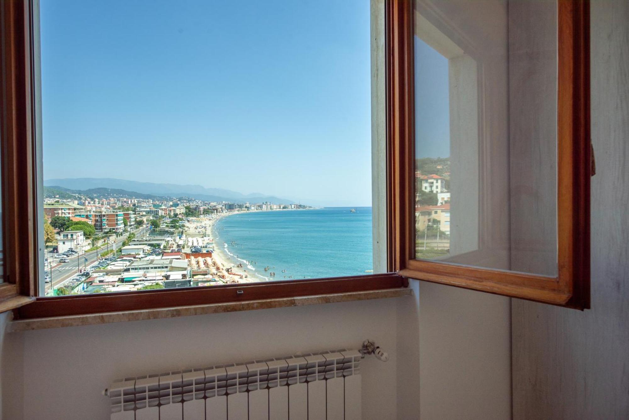 Apartament You And The Sea Savona Zewnętrze zdjęcie